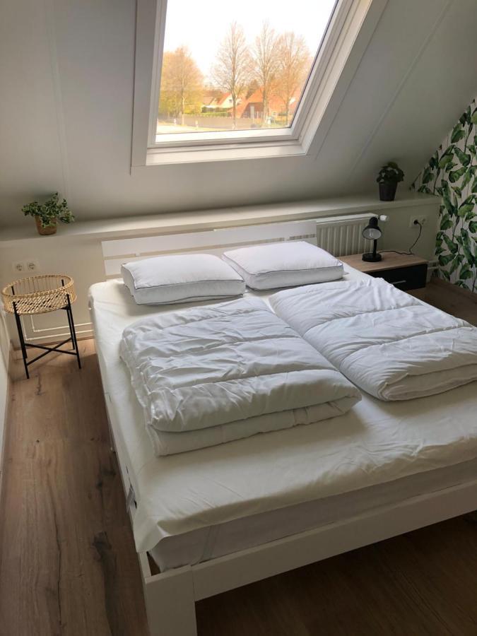 Huisje Op Den Diek Sint Kruis Ngoại thất bức ảnh