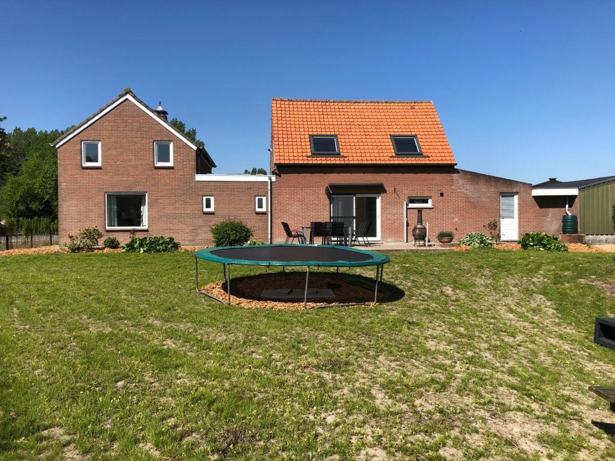 Huisje Op Den Diek Sint Kruis Ngoại thất bức ảnh
